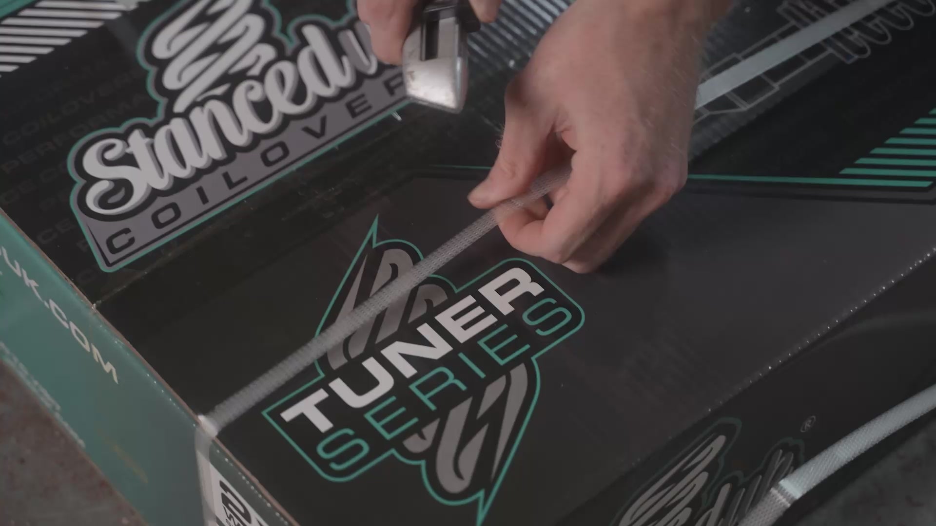 STA123 Coilover Kit Unboxing Video