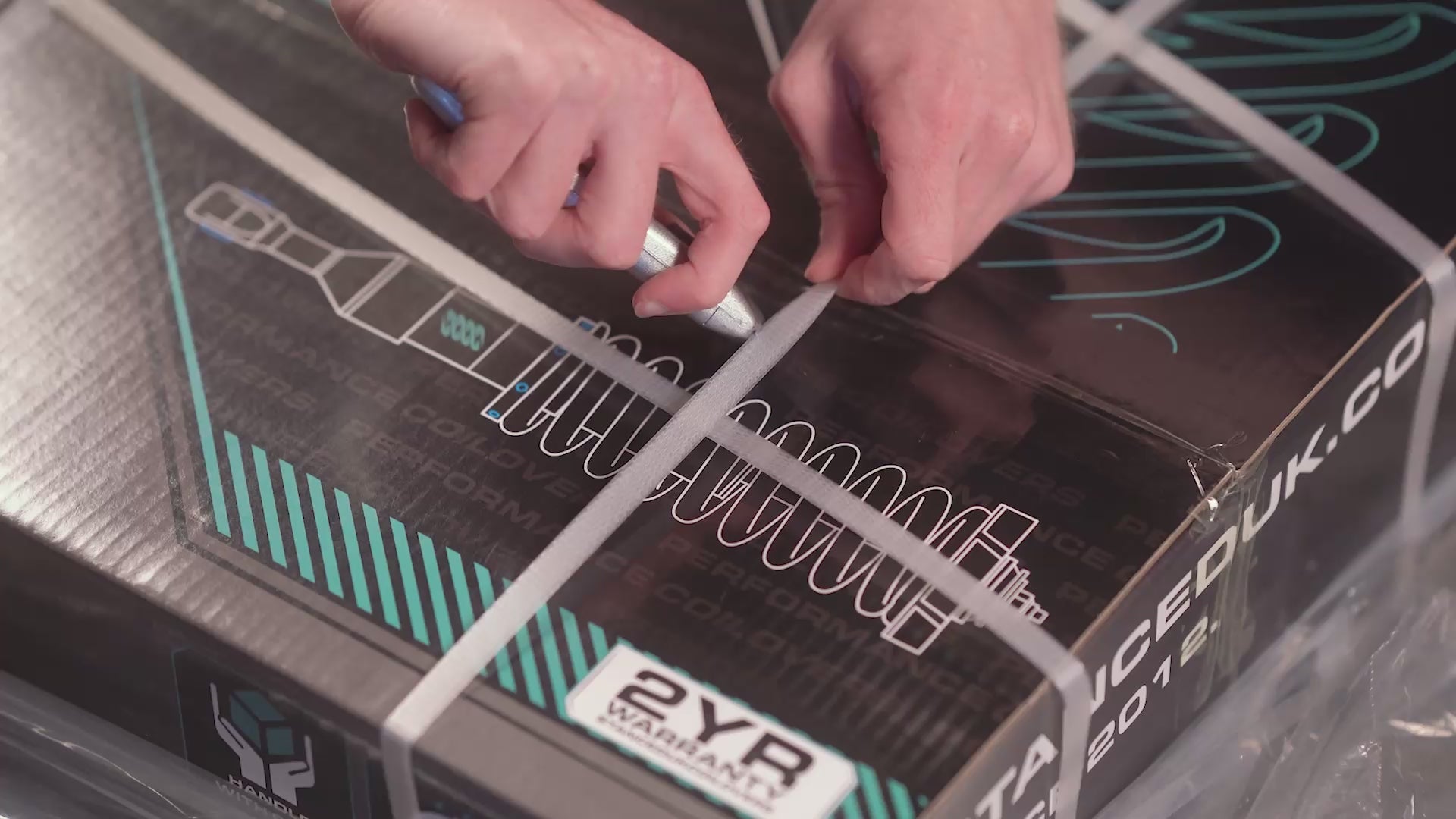 STA114 coilover kit unboxing video showing components and finish
